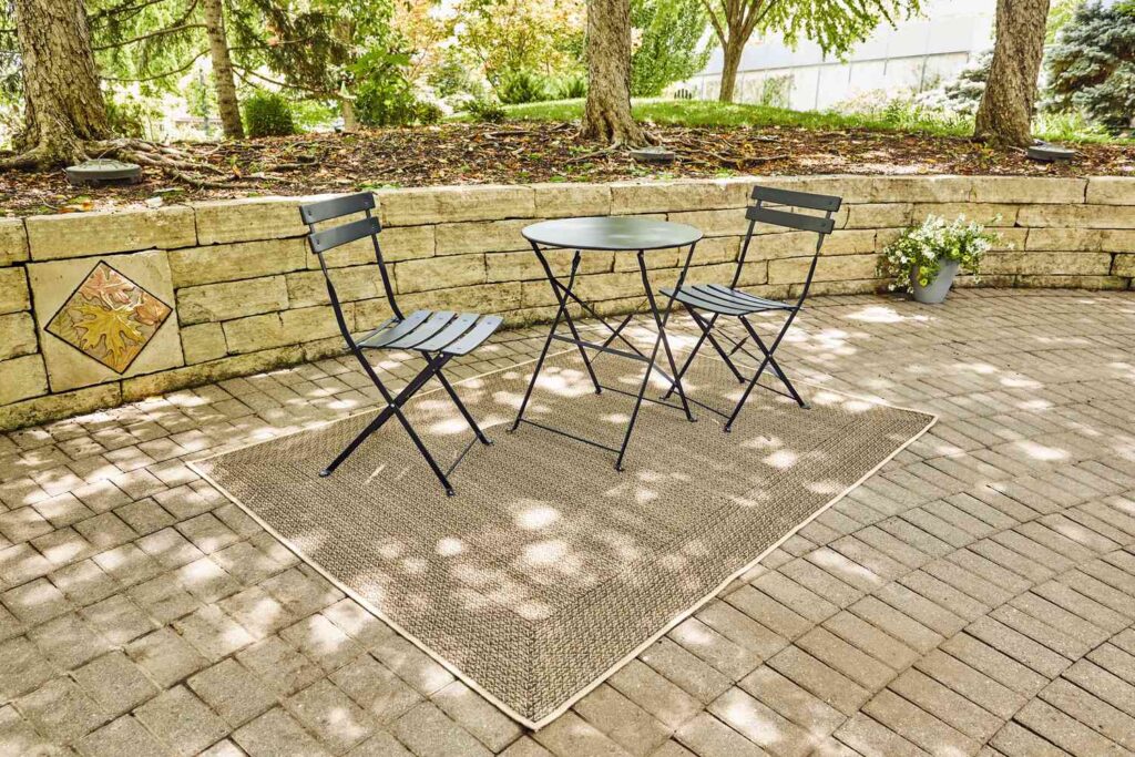 Can Jute Rugs be Used Outdoors